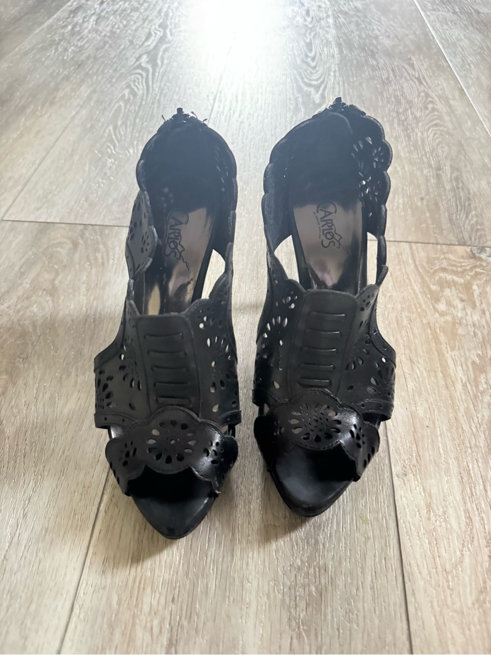 Carlos by Carlos Santana Black Cutout Peep-Toe Heels